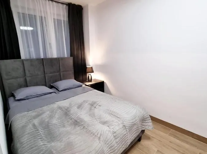 Sunmarine Z Balkonem * Hel